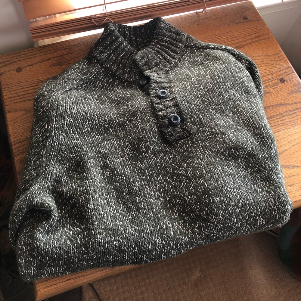 Roots sweater